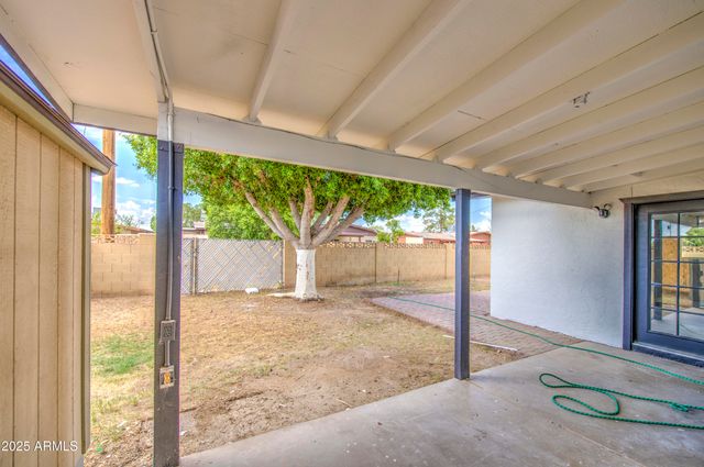 3238 W ALTADENA Avenue, Phoenix, AZ 85029