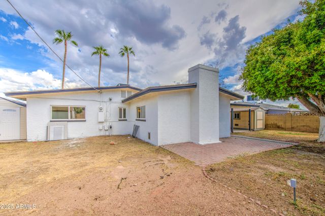 3238 W ALTADENA Avenue, Phoenix, AZ 85029