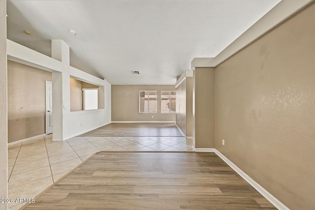 4008 W BLOOMFIELD Road, Phoenix, AZ 85029