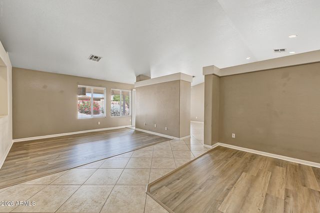4008 W BLOOMFIELD Road, Phoenix, AZ 85029