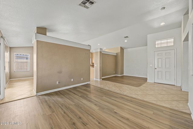 4008 W BLOOMFIELD Road, Phoenix, AZ 85029