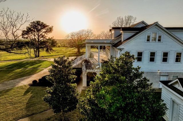 3401 Us Highway 290 E, Brenham, TX 77833