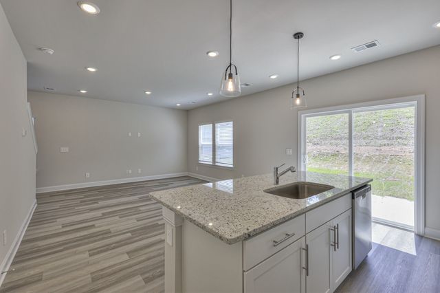 1753 Flora Grove, Hermitage, TN 37076