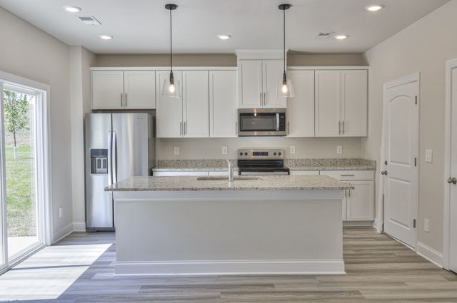 1753 Flora Grove, Hermitage, TN 37076