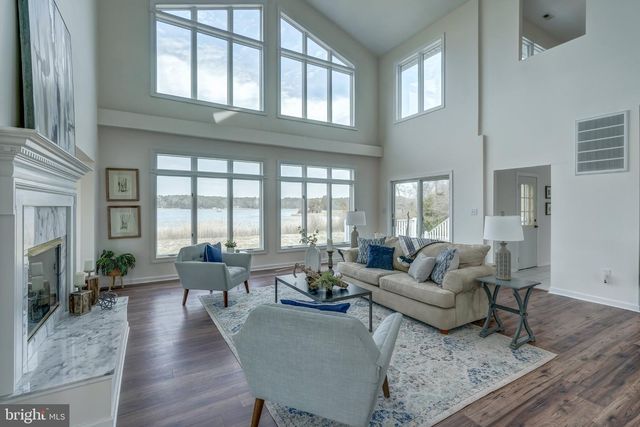 284 PALMER DR, Lottsburg, VA 22511