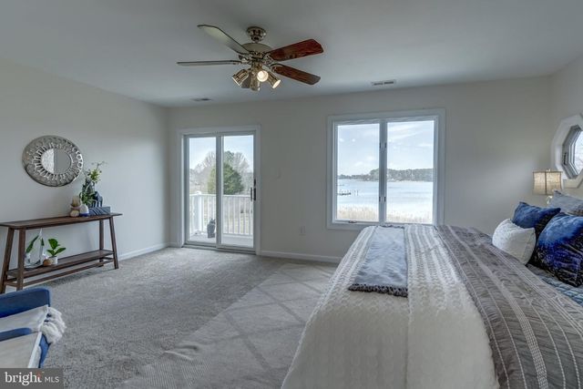 284 PALMER DR, Lottsburg, VA 22511
