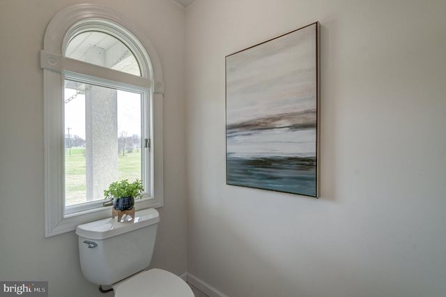 284 PALMER DR, Lottsburg, VA 22511