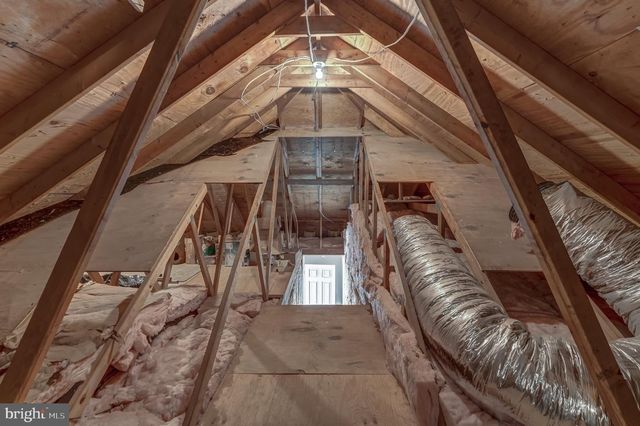 284 PALMER DR, Lottsburg, VA 22511