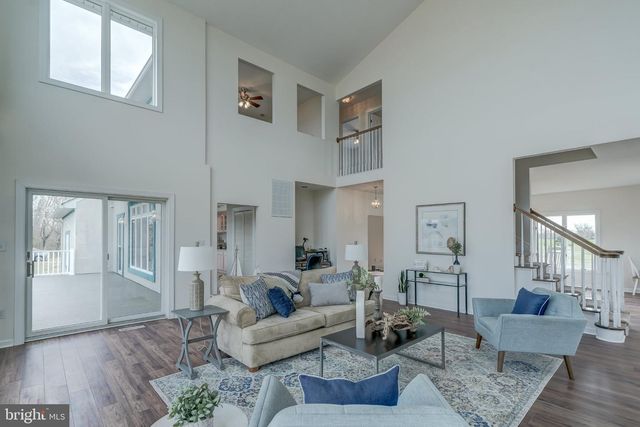 284 PALMER DR, Lottsburg, VA 22511