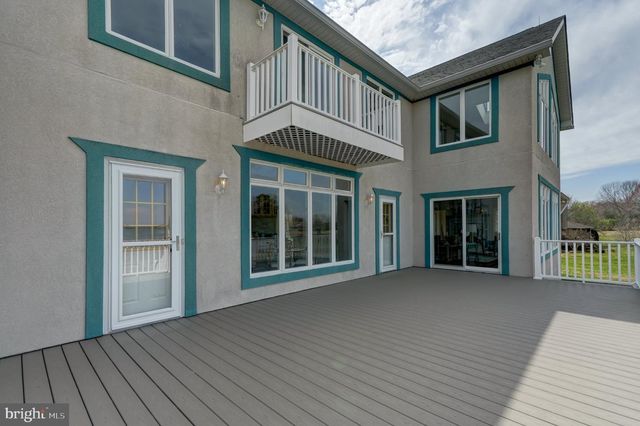 284 PALMER DR, Lottsburg, VA 22511
