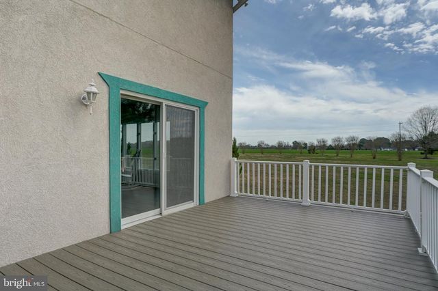 284 PALMER DR, Lottsburg, VA 22511