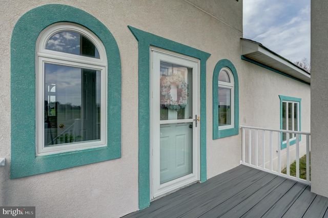 284 PALMER DR, Lottsburg, VA 22511
