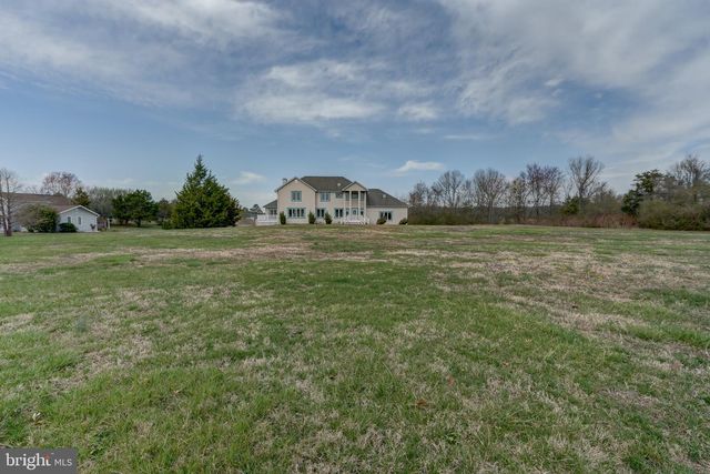 284 PALMER DR, Lottsburg, VA 22511