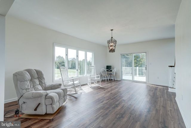 284 PALMER DR, Lottsburg, VA 22511