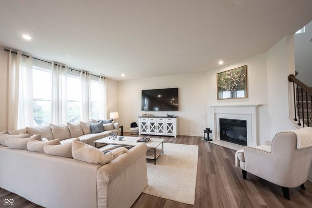 13530 Longrise Lane, Fishers, IN 46037