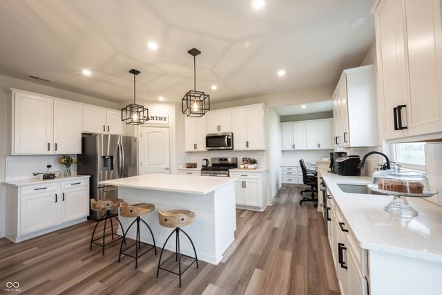 13530 Longrise Lane, Fishers, IN 46037