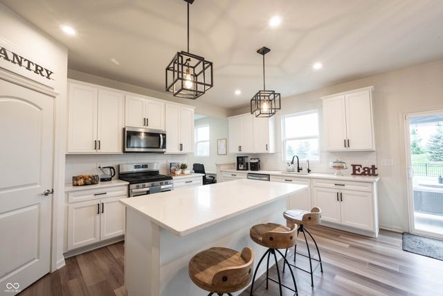 13530 Longrise Lane, Fishers, IN 46037