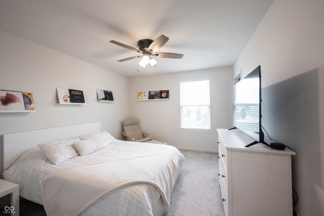 13530 Longrise Lane, Fishers, IN 46037