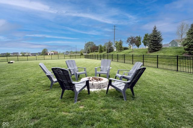 13530 Longrise Lane, Fishers, IN 46037