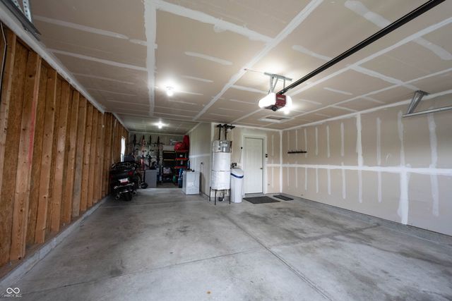 13530 Longrise Lane, Fishers, IN 46037