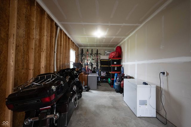 13530 Longrise Lane, Fishers, IN 46037