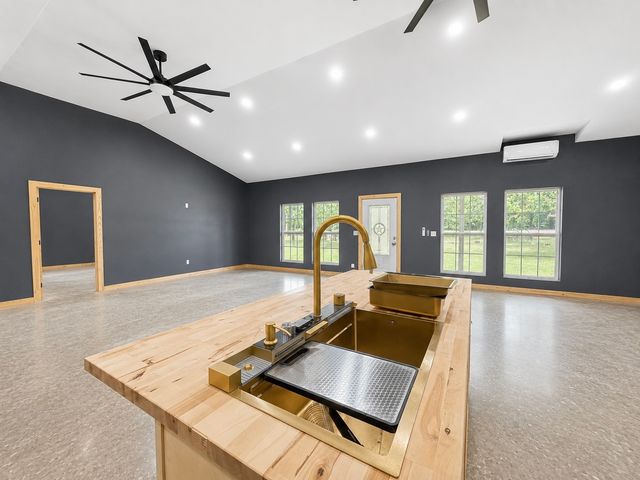 381 Vz County Road 1922, Fruitvale, TX 75127