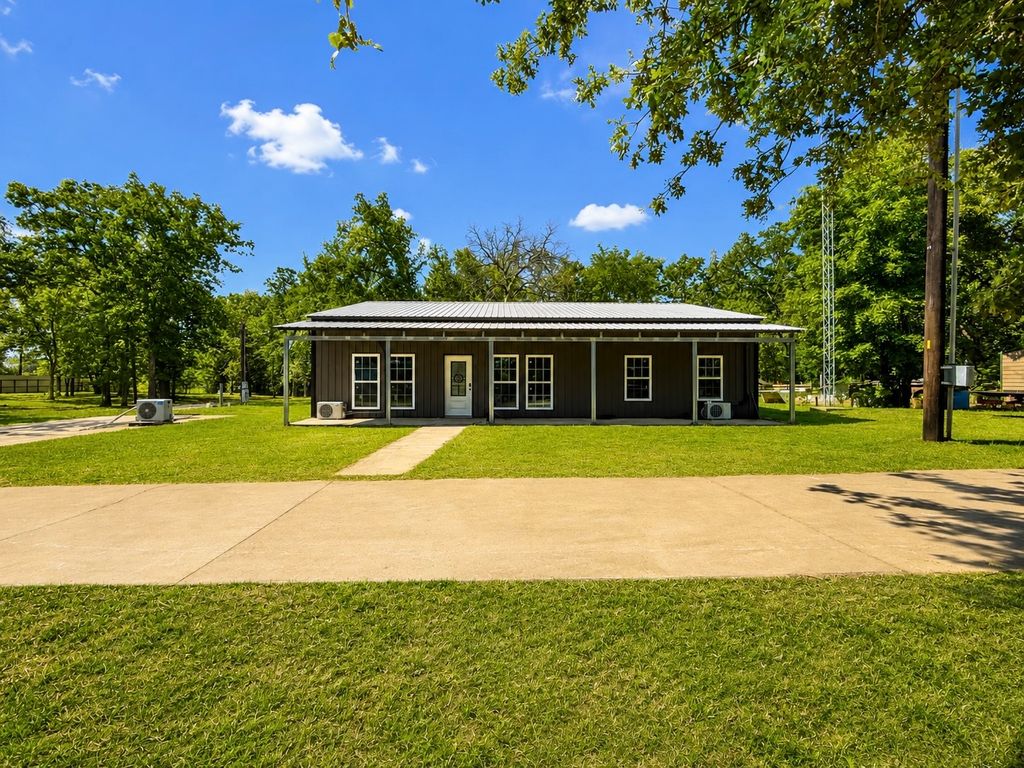 381 Vz County Road 1922, Fruitvale, TX 75127