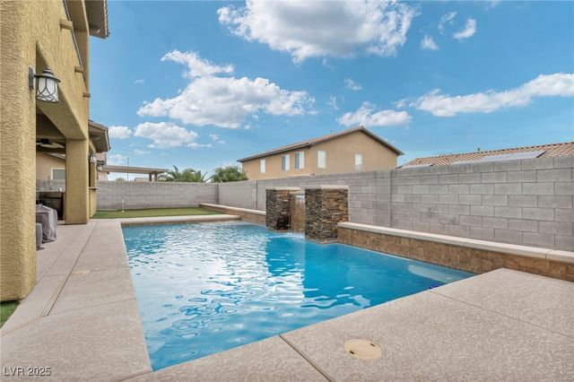 2593 Indigo Cloud Court, Las Vegas, NV 89142