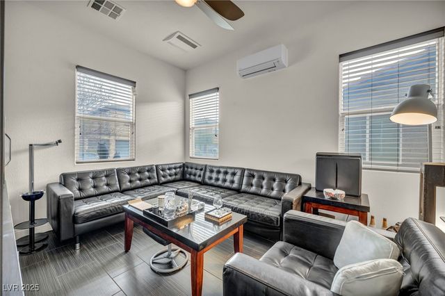 2593 Indigo Cloud Court, Las Vegas, NV 89142