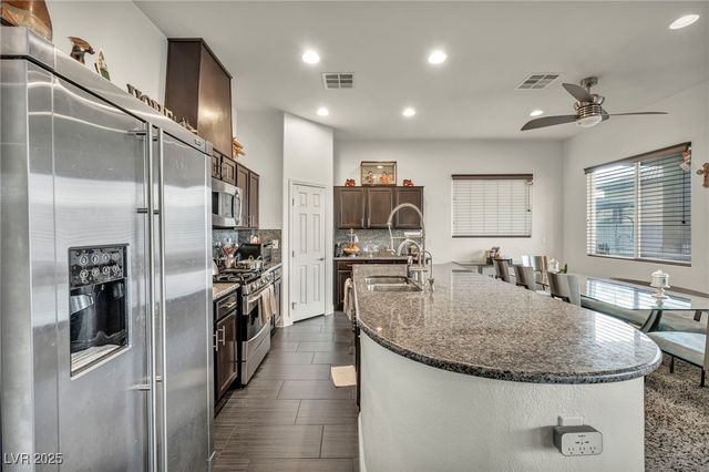 2593 Indigo Cloud Court, Las Vegas, NV 89142