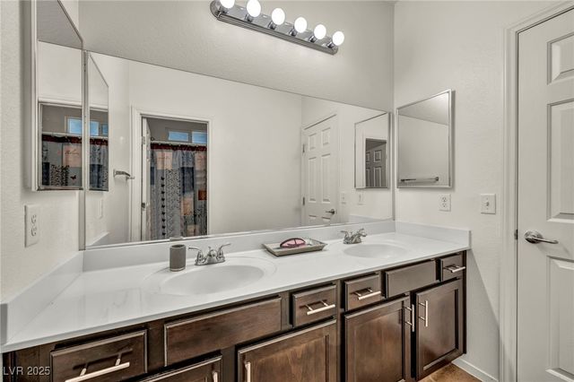 2593 Indigo Cloud Court, Las Vegas, NV 89142