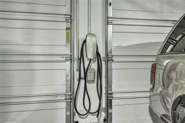 2593 Indigo Cloud Court, Las Vegas, NV 89142