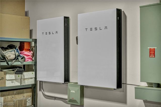 2593 Indigo Cloud Court, Las Vegas, NV 89142