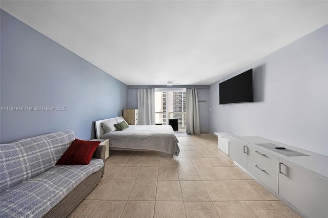 19201 Collins Ave 925, Sunny Isles Beach, FL 33160