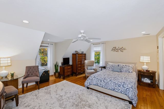 44 Clark Rd, Sturbridge, MA 01518
