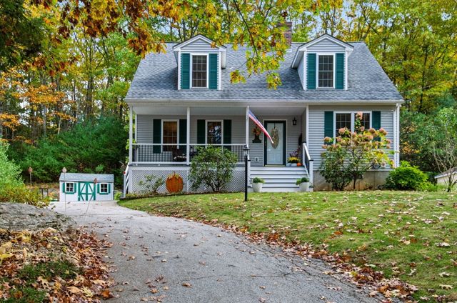 44 Clark Rd, Sturbridge, MA 01518