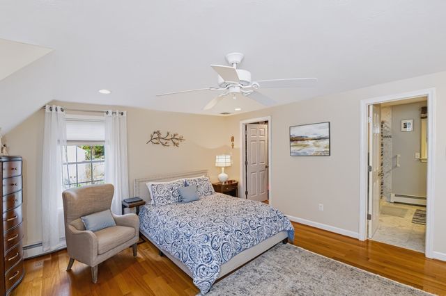 44 Clark Rd, Sturbridge, MA 01518