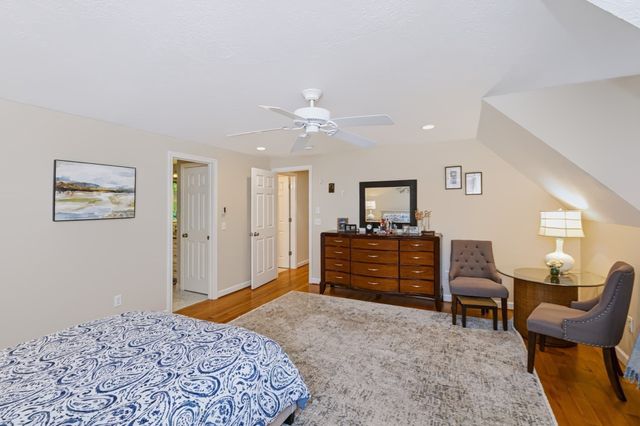 44 Clark Rd, Sturbridge, MA 01518