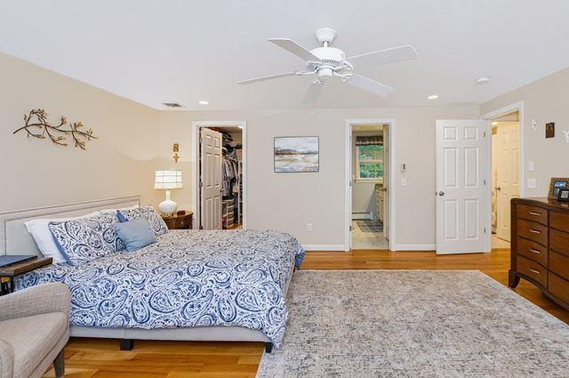 44 Clark Rd, Sturbridge, MA 01518