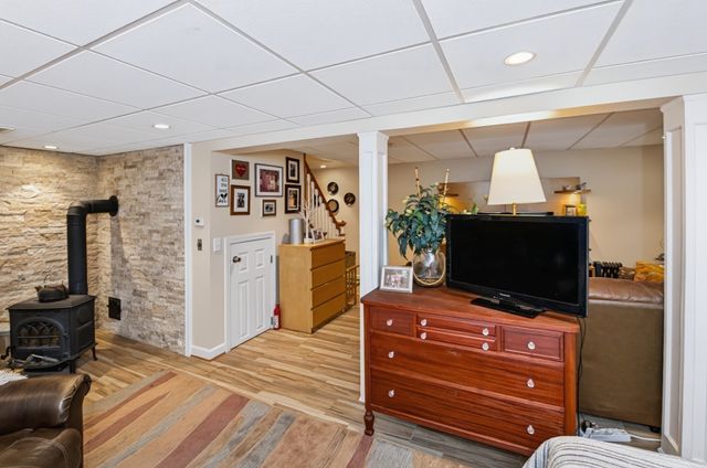 44 Clark Rd, Sturbridge, MA 01518