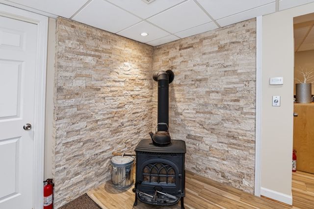 44 Clark Rd, Sturbridge, MA 01518