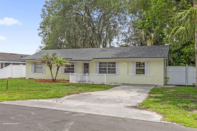 1349 E WISCONSIN AVENUE, Deland, FL 32724