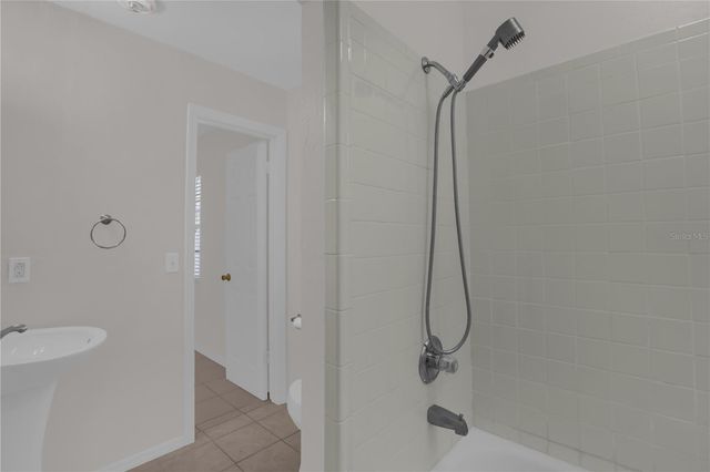 1349 E WISCONSIN AVENUE, Deland, FL 32724