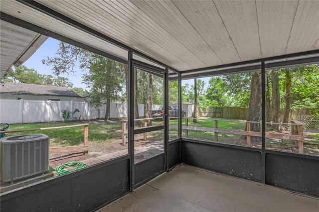 1349 E WISCONSIN AVENUE, Deland, FL 32724