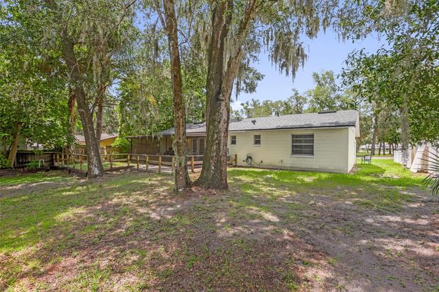 1349 E WISCONSIN AVENUE, Deland, FL 32724