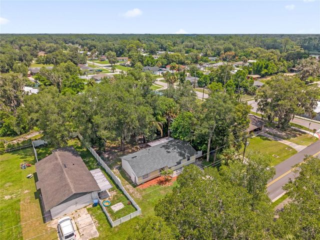 1349 E WISCONSIN AVENUE, Deland, FL 32724