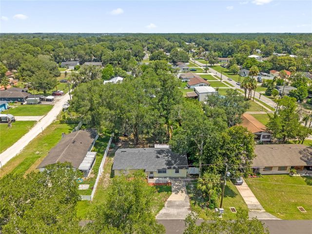 1349 E WISCONSIN AVENUE, Deland, FL 32724
