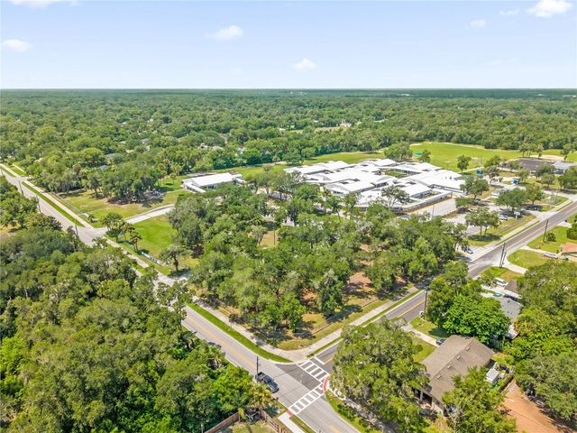 1349 E WISCONSIN AVENUE, Deland, FL 32724