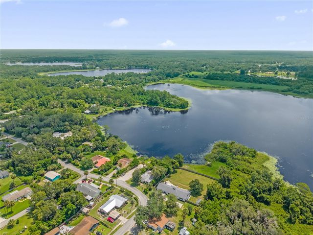 1349 E WISCONSIN AVENUE, Deland, FL 32724