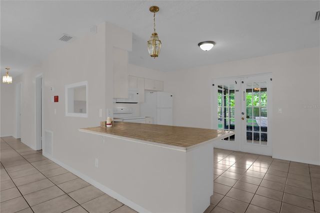 1349 E WISCONSIN AVENUE, Deland, FL 32724